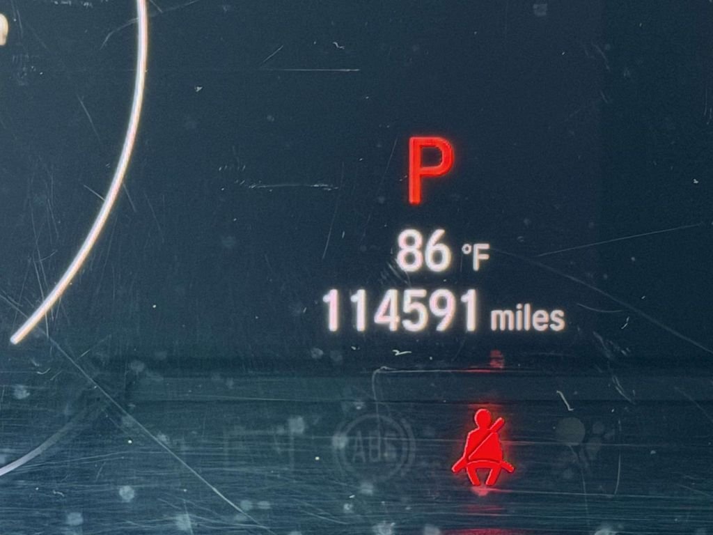 Used 2018 White Honda EX image 10