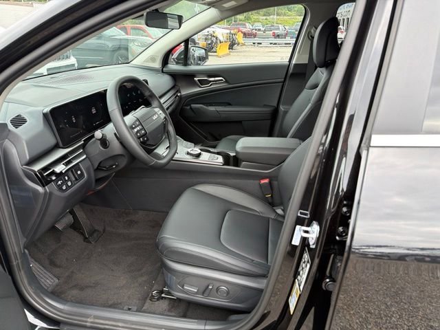 New 2027 Black Kia EX image 11