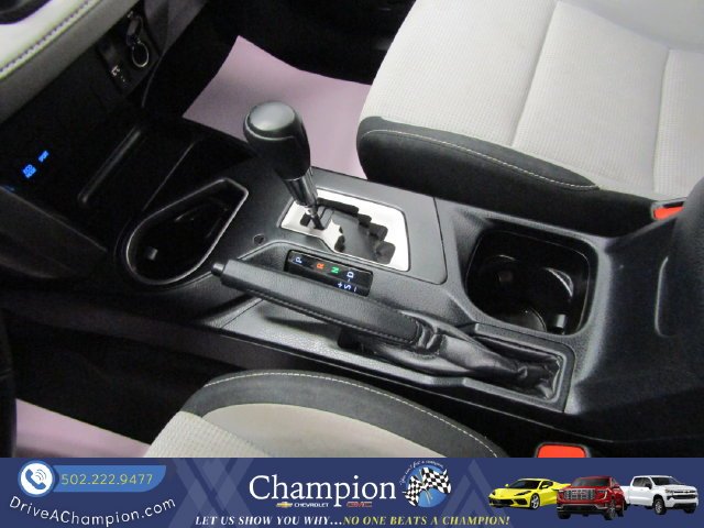 Used 2018 Silver Toyota XLE image 36