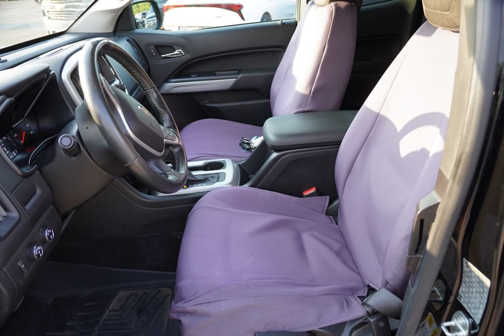 Used 2015 Black Chevrolet LT image 4