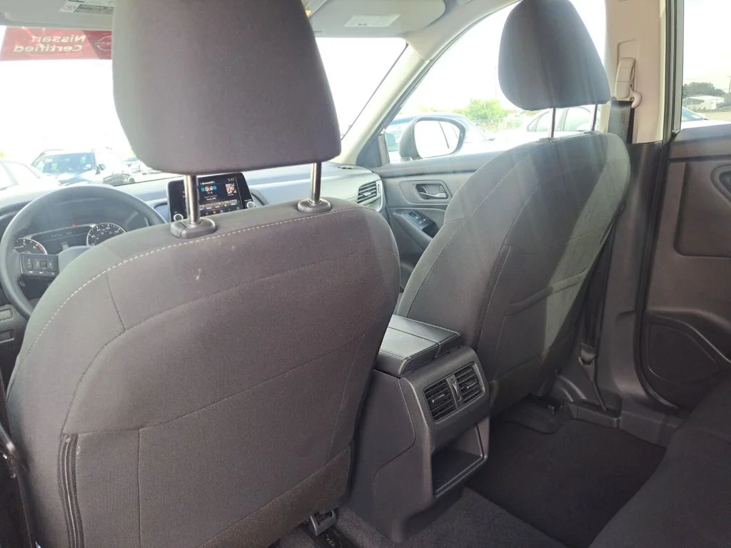 Used 2026 Gray Nissan S image 23