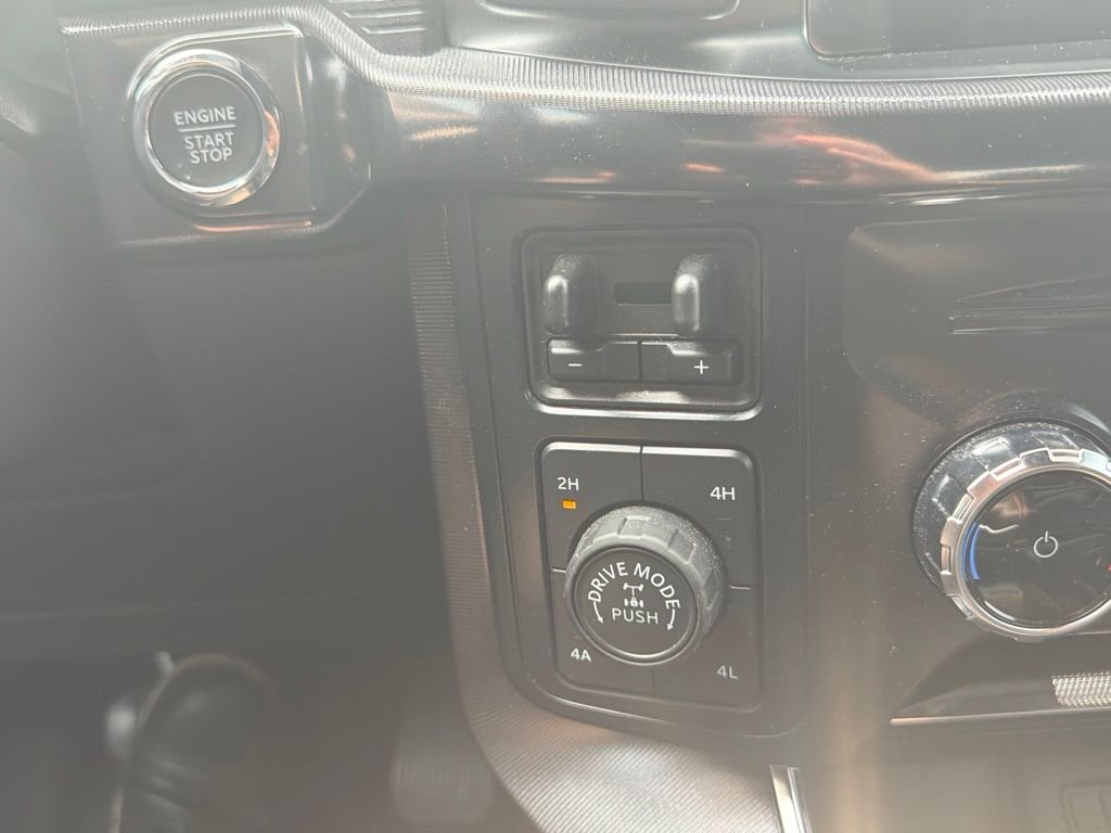 Used 2025 White Ford Raptor image 24