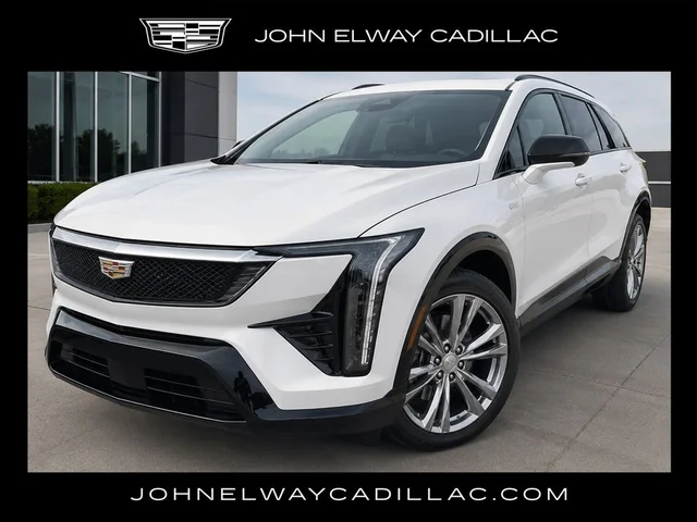 2025 Cadillac OPTIQ Luxury 2