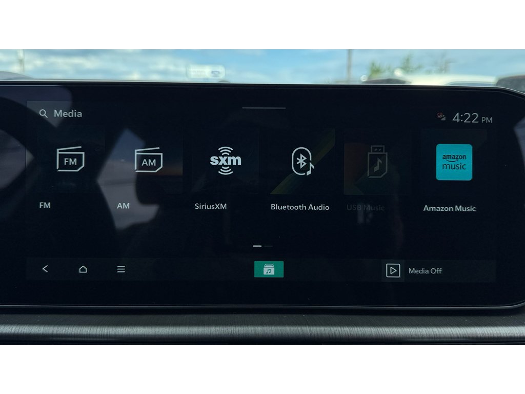 New 2026 Glacial White Pearl Kia X-Line image 17
