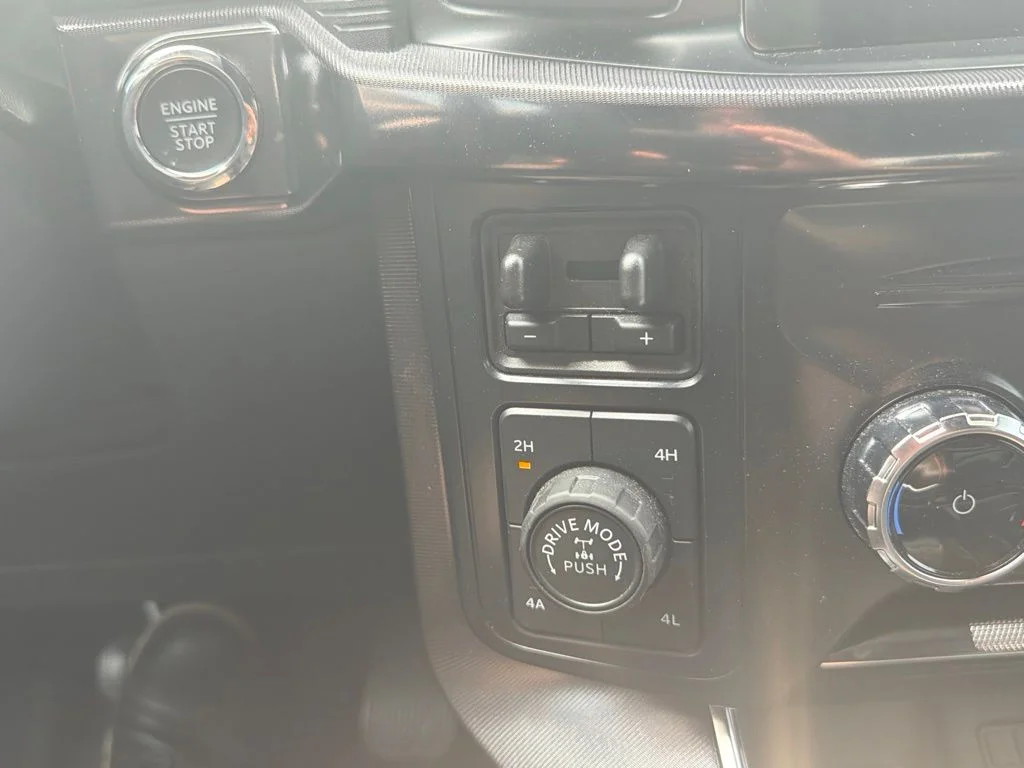 Used 2025 White Ford Raptor image 24