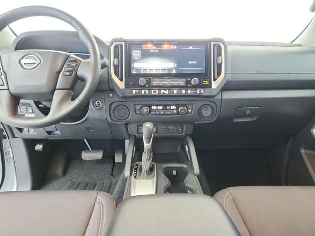 Used 2025 White Nissan SV image 25
