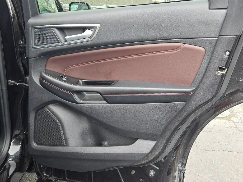 Used 2020 Black Ford Titanium image 12