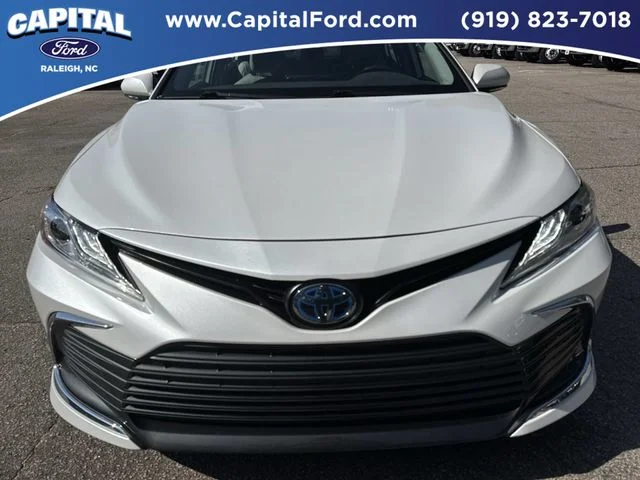 Used 2023 Beige Toyota XLE image 10