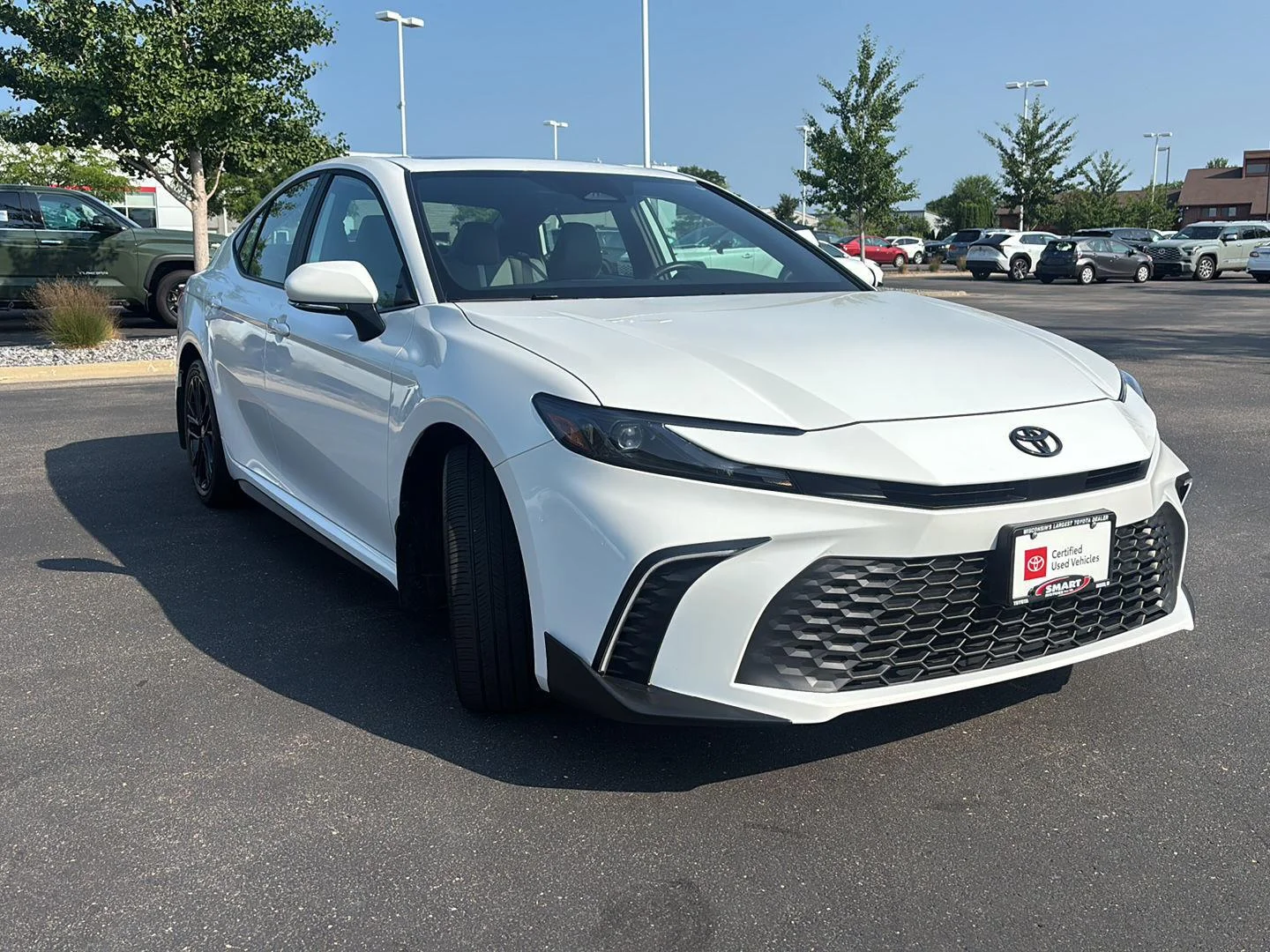 Certified Used 2025 Ice Cap Toyota SE image 8