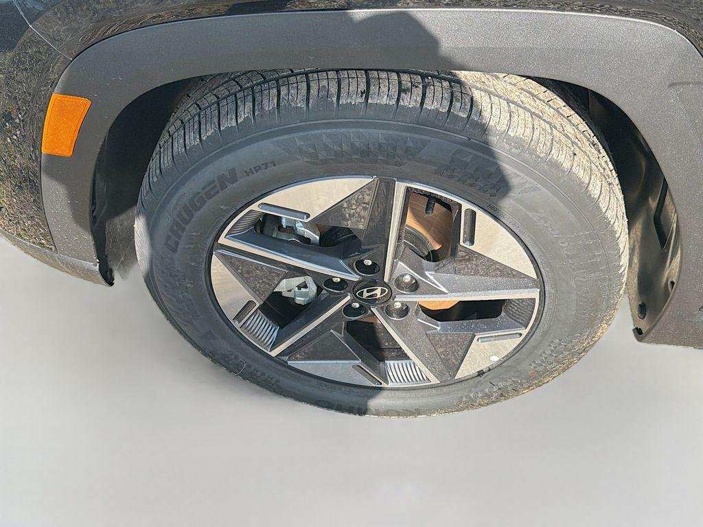 New 2026 Phantom Black Hyundai SEL FWD image 24