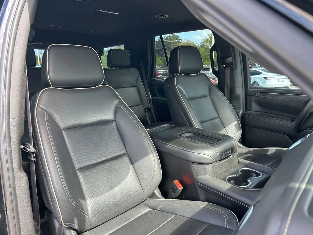 Used 2023 Onyx Black GMC SLT image 45