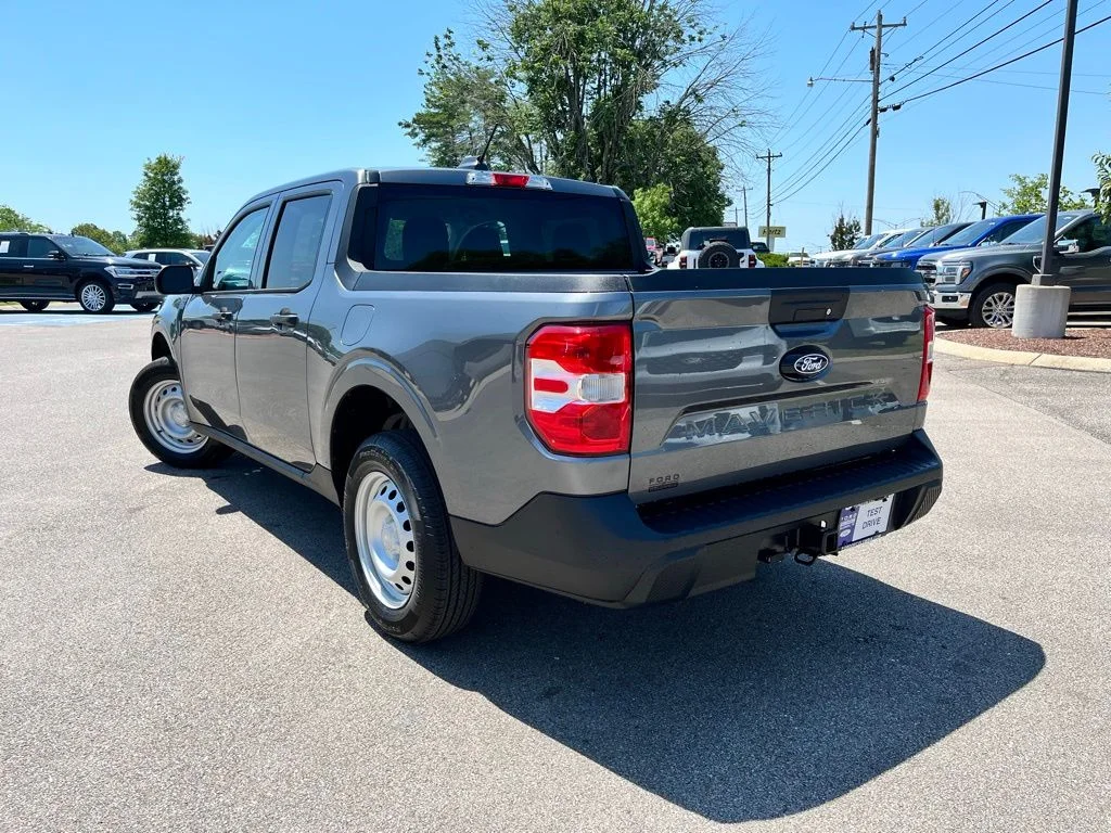 New 2026 Gray Ford XL image 4