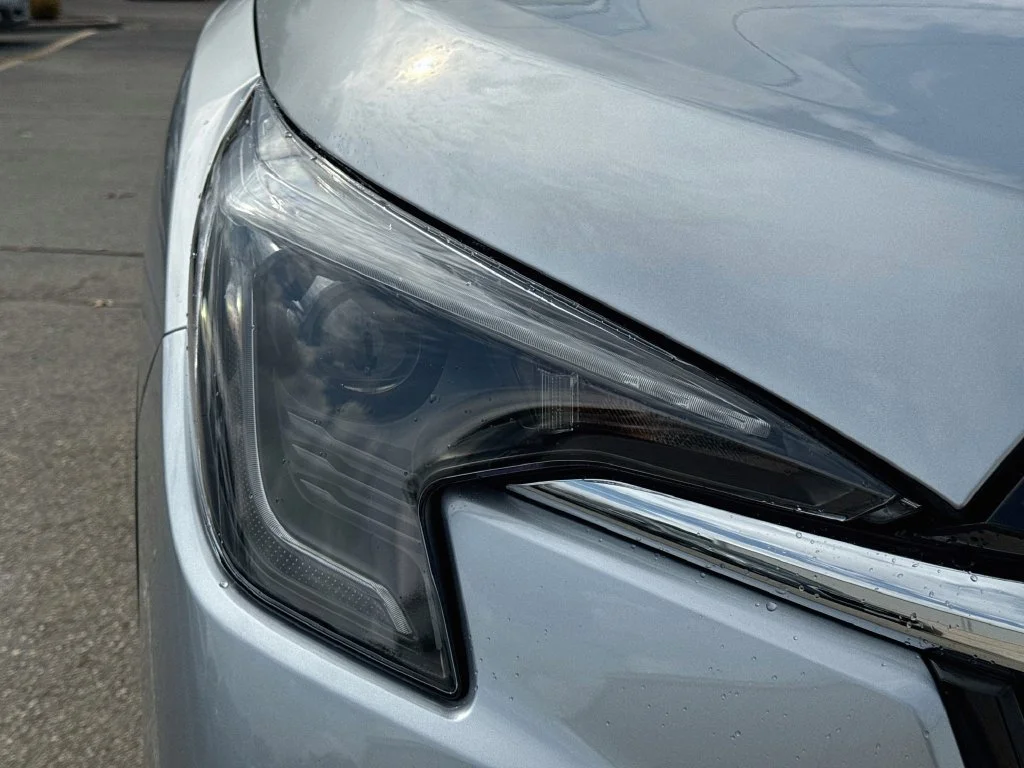New 2027 Silver Subaru Limited image 38