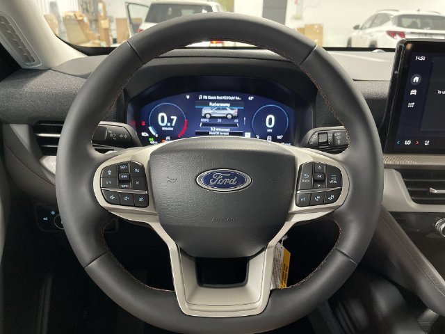 Used 2026 Star White Ford Active image 15