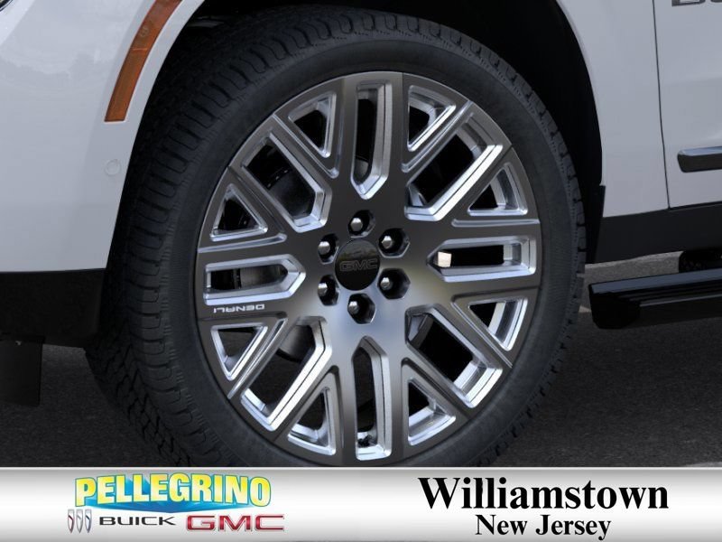 2026 GMC Yukon Denali Ultimate - Photo 9