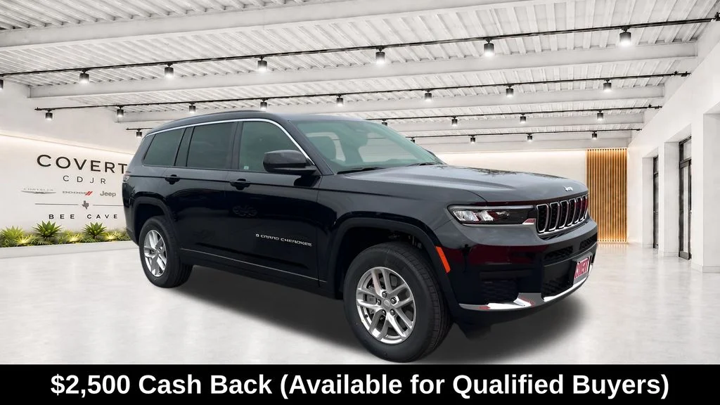 New 2025 Diamond Black Crystal Pearl-Coat Exterior Paint Jeep Laredo image 1