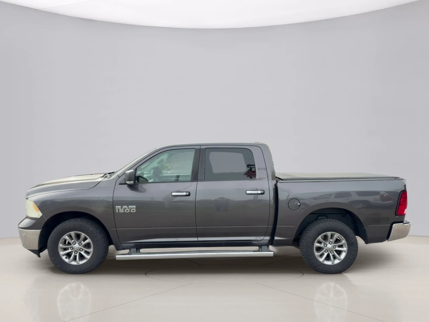 Used 2014 Gray Ram BIG HORN image 8