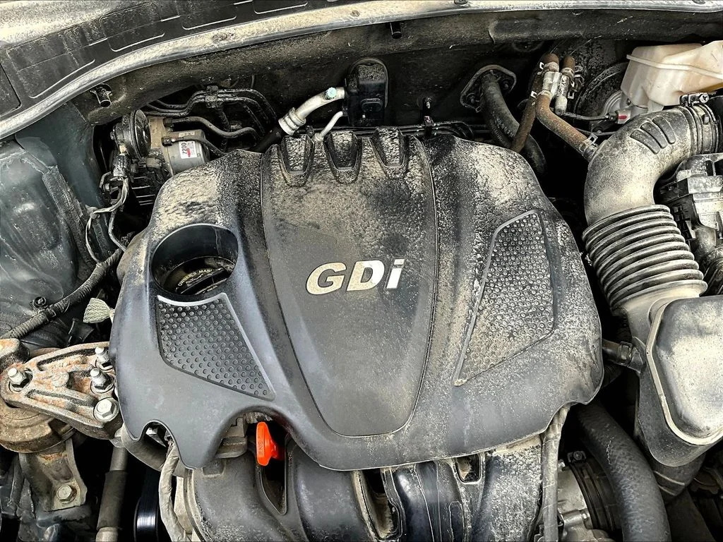 Used 2014 Green Hyundai Base image 32