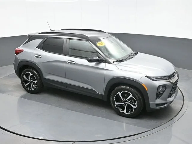 Used 2023 Gray Chevrolet RS image 15