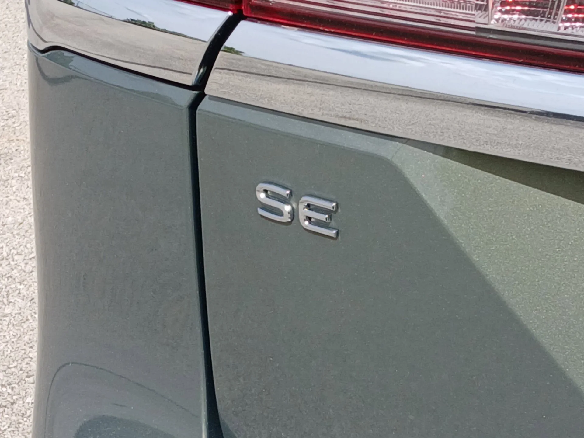 New 2026 Avocado Green Pearl Volkswagen 2.0T SE W/TECHNOLOGY image 26