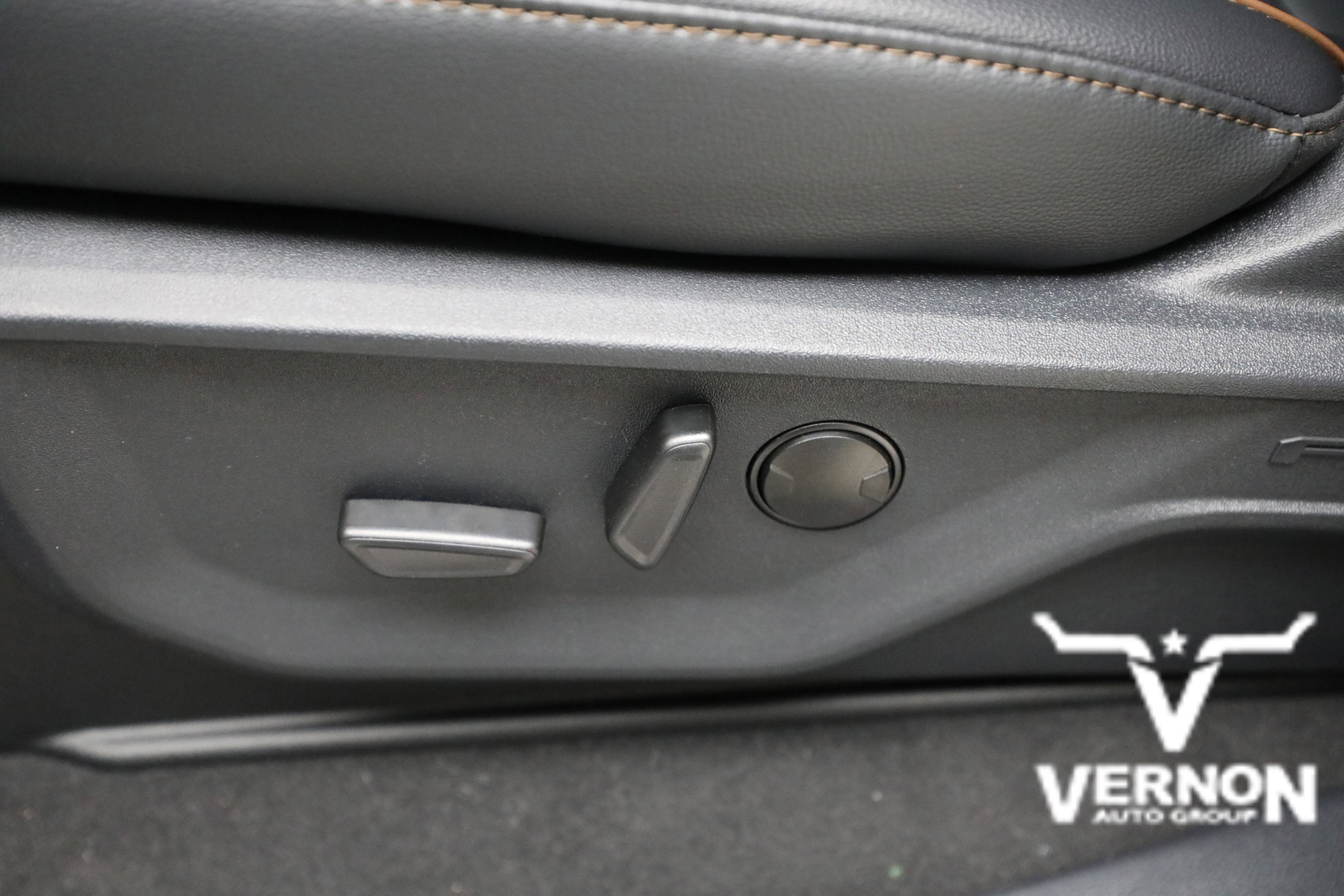 New 2026 Carbonized Gray Metallic Ford  image 14