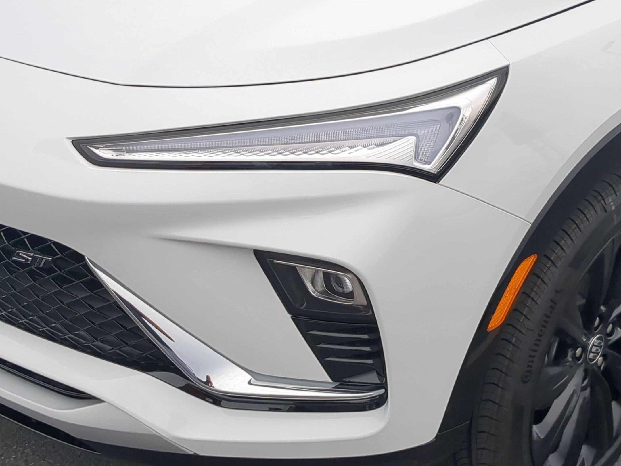 New 2026 Summit White Buick Sport Touring image 10