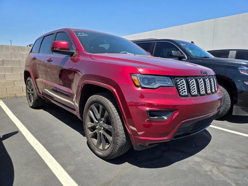 2022 Jeep Grand Cherokee Laredo X 4WD's photo