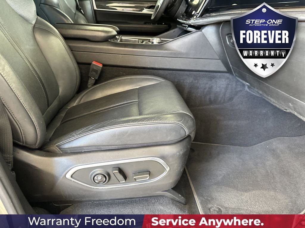 Used 2022 White Jeep Series II image 44