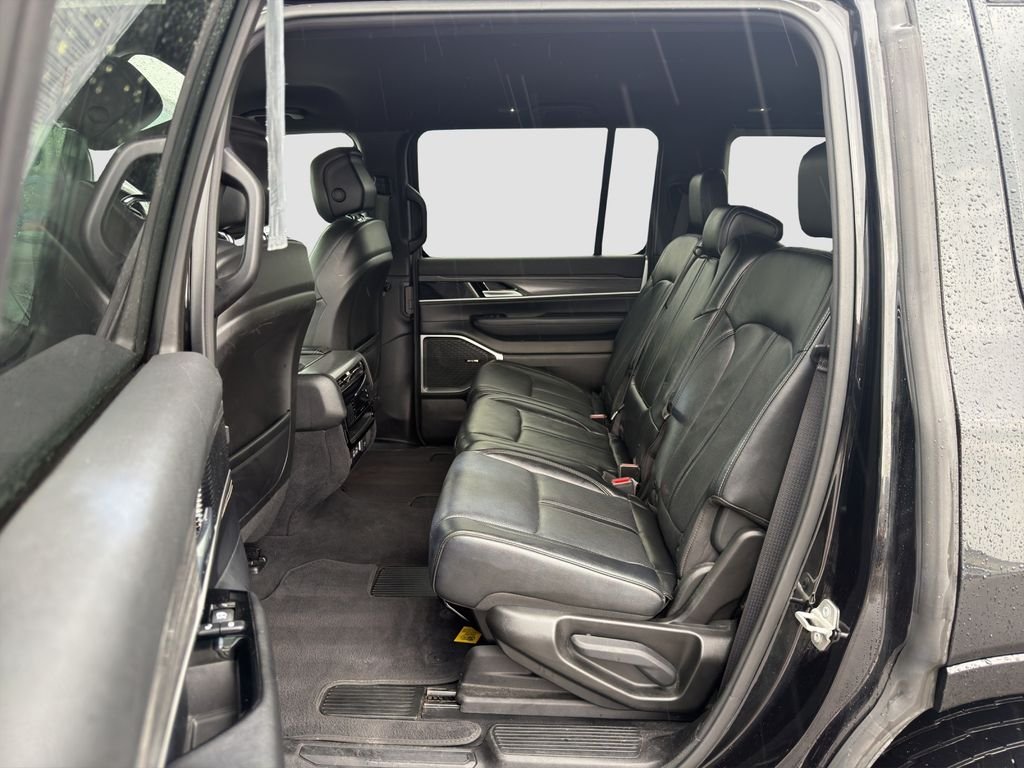 Used 2023 Black Jeep Series III image 11