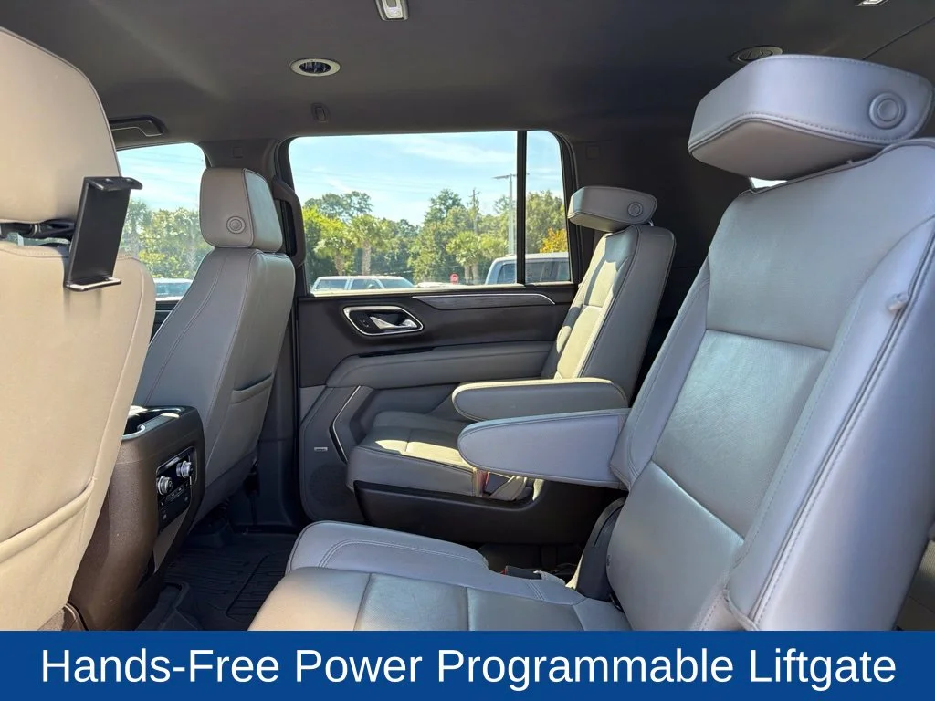 Used 2023 White GMC SLT image 15