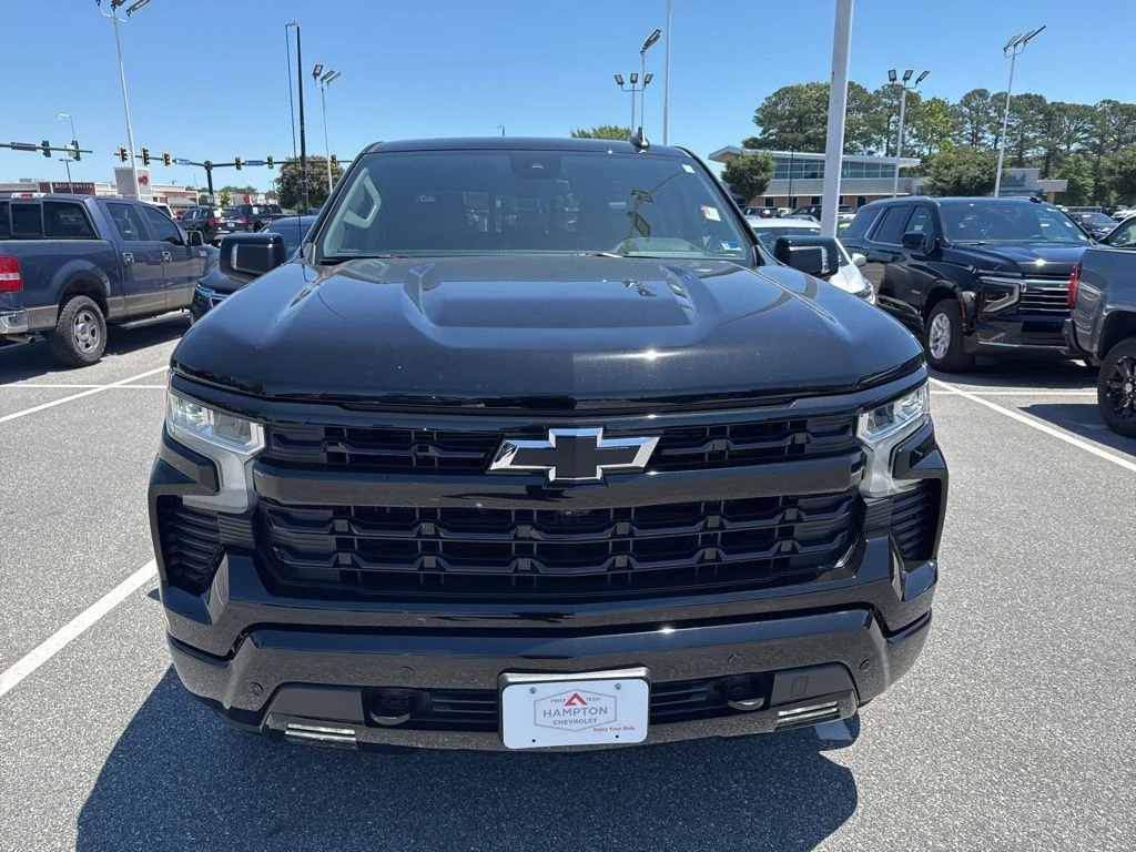 Used 2024 Black Chevrolet RST image 7