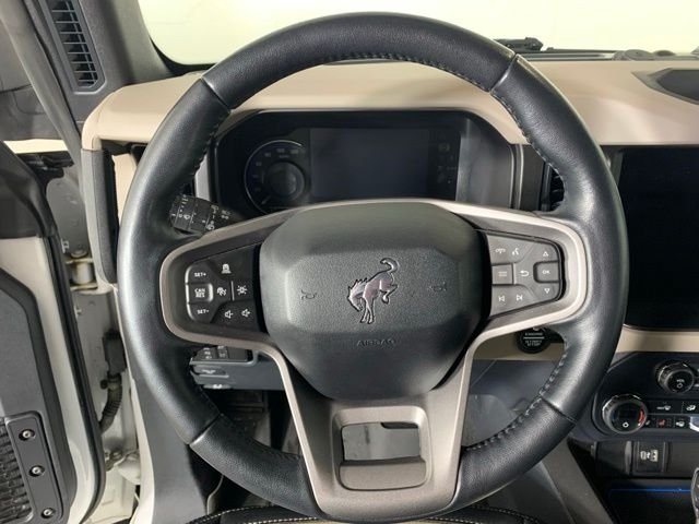 Used 2023 White Ford Wildtrak image 29