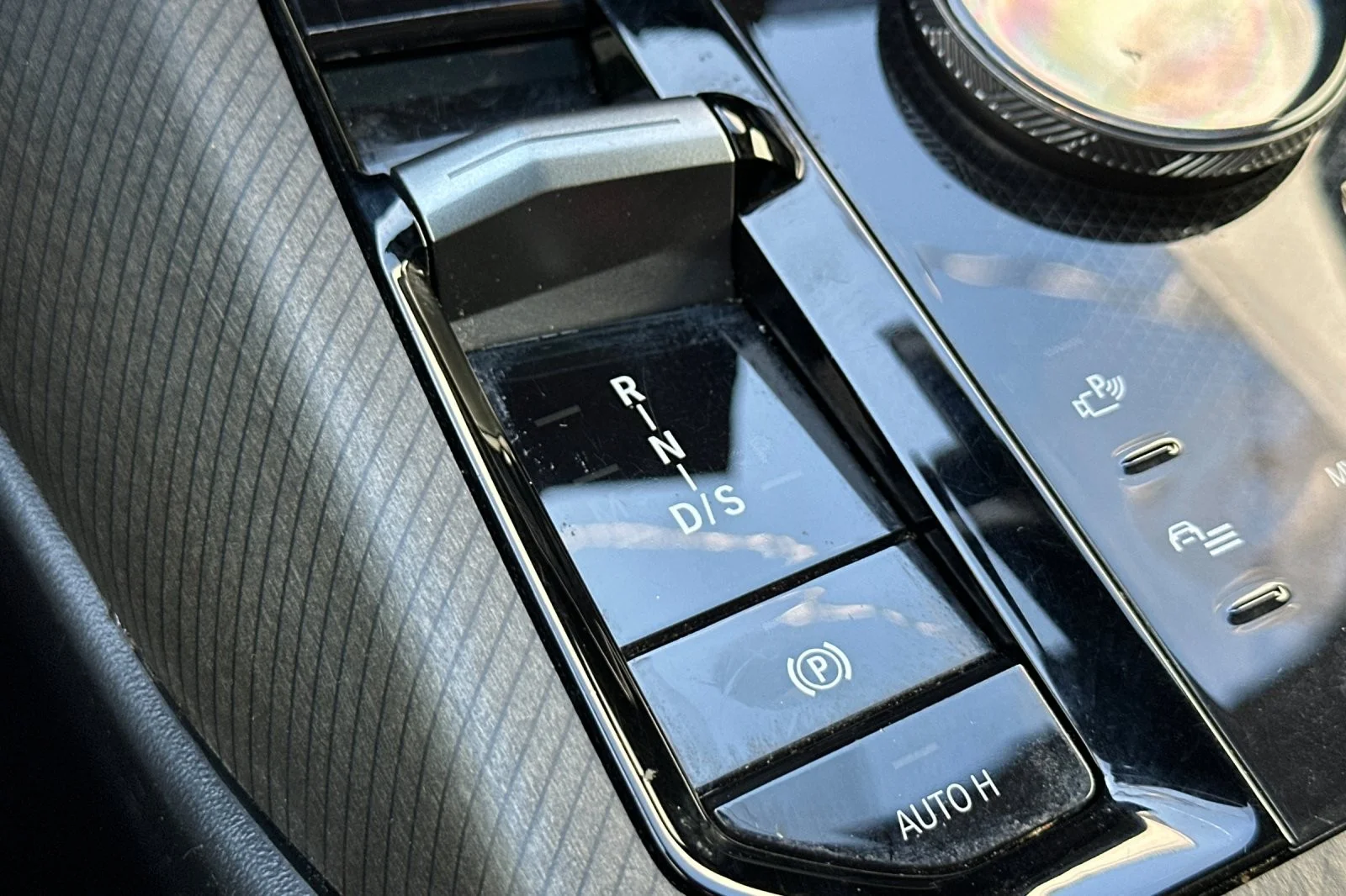 Used 2025 Brooklyn Grey Metallic BMW 30 xDrive image 20