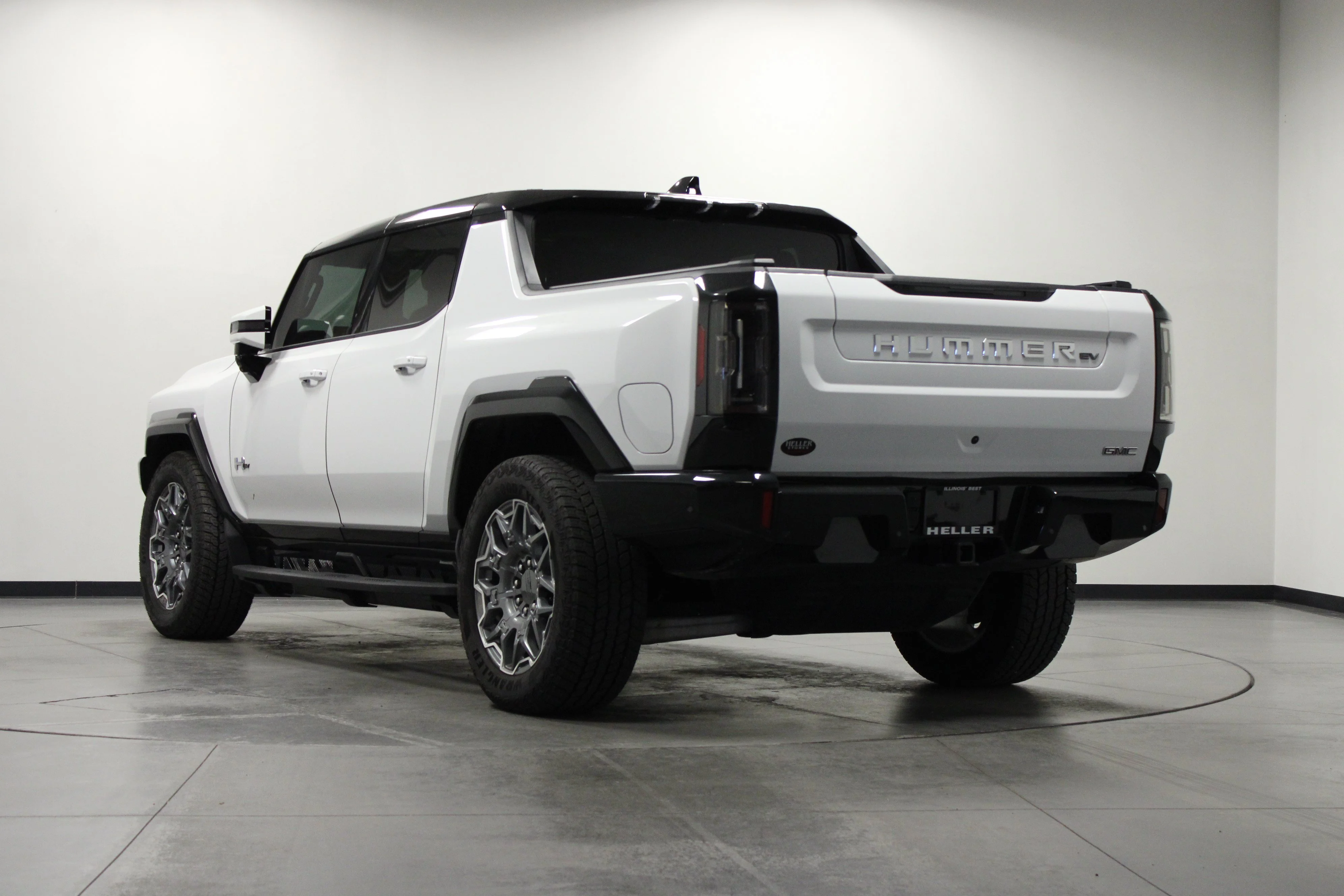 Used 2025 Interstellar White GMC 3X image 6