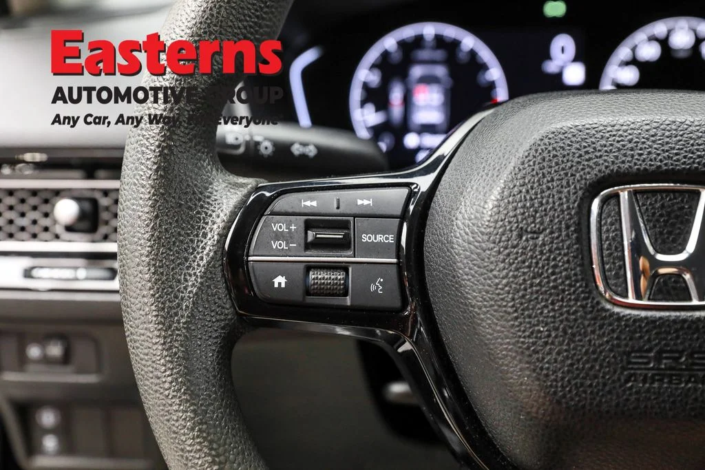 Used 2022 Black Honda LX image 15