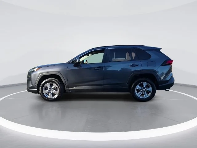 Used 2022 Gray Toyota XLE image 5