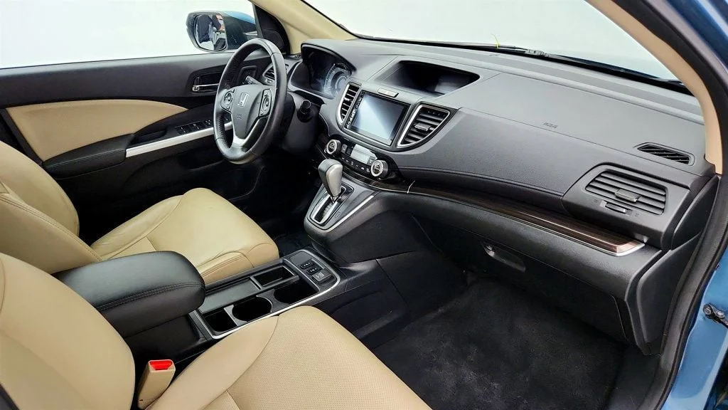 Used 2016 Mountain Air Metallic Honda AWD 5dr Touring image 25