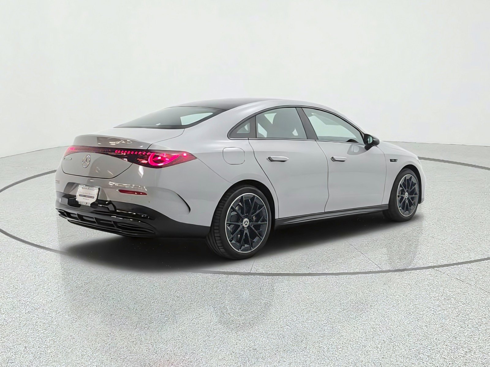 New 2027 MANUFAKTUR Alpine Grey Mercedes-Benz CLA 250+ Electric image 26