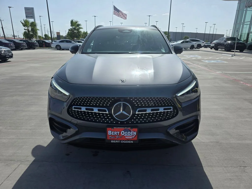 Used 2025 Black Mercedes-Benz GLA 250 image 2