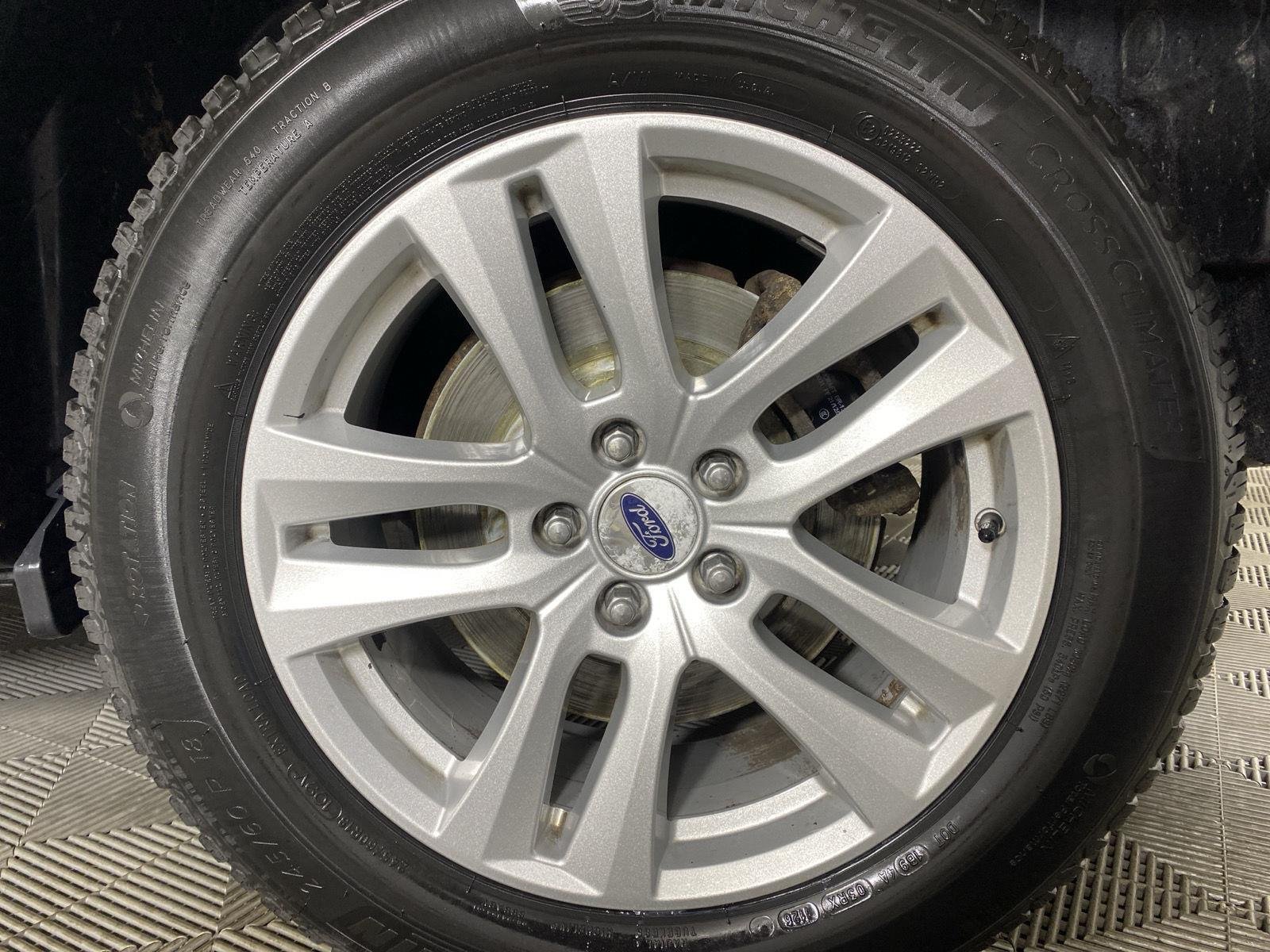 Used 2018 Ingot Silver Ford XLT image 9