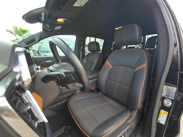Used 2024 Black GMC AT4 image 17