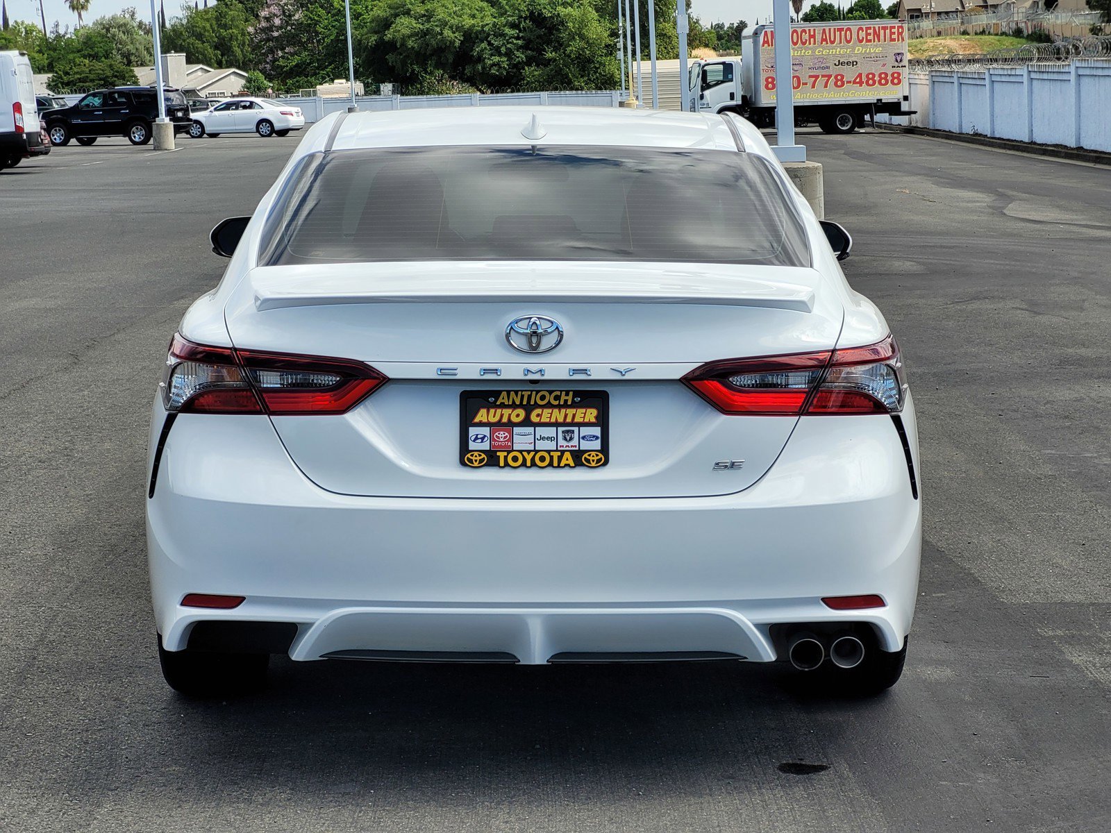 Used 2023 WHITE/BLK Toyota  image 5