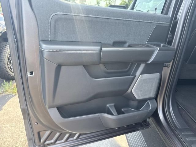 Used 2022 Agate Black Metallic Ford Lariat image 17