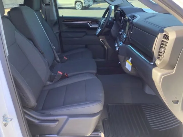 New 2026 Summit White GMC SLE image 10