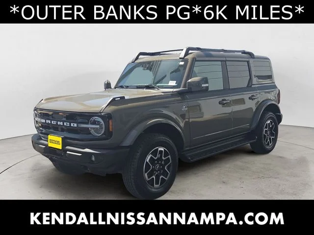 2025 Ford Bronco Outer Banks 4x4's photo