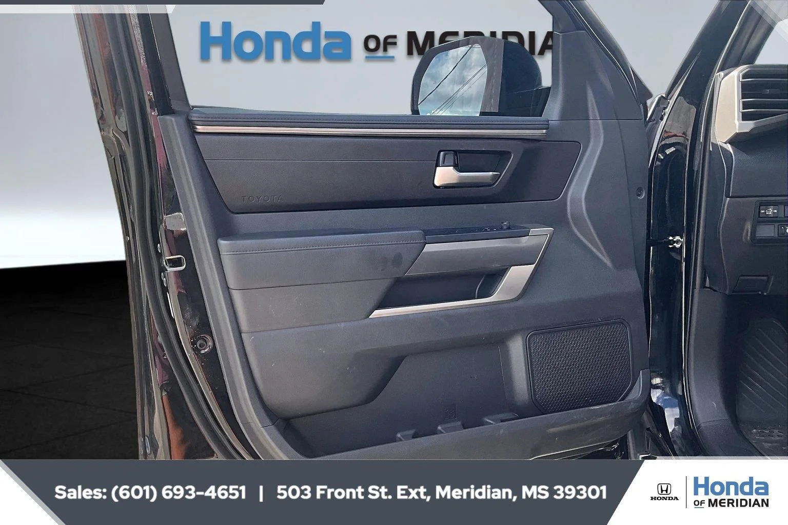 Used 2025 Midnight Black Metallic Toyota SR5 image 17