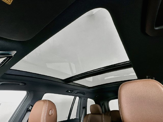 New 2027 White Mercedes-Benz GLS 450 image 21