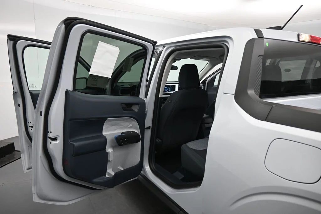 New 2026 White Ford XLT image 15