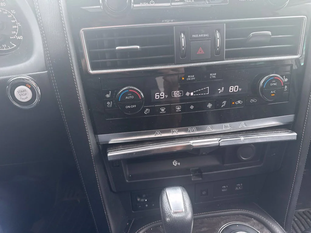 Used 2022 White Nissan Platinum image 20