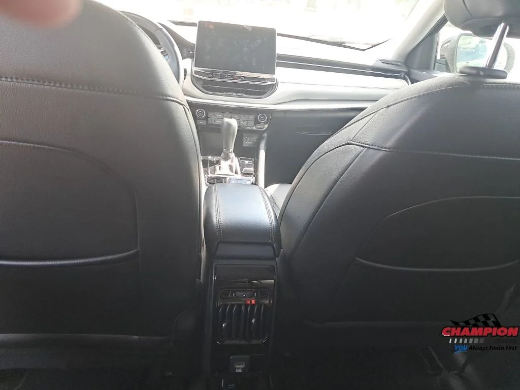 Used 2022 Gray Jeep Limited image 24